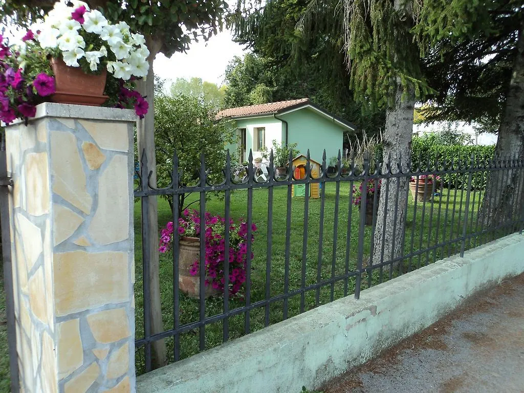 Casa Le Sorelline Guest House San Macario In Piano Italy